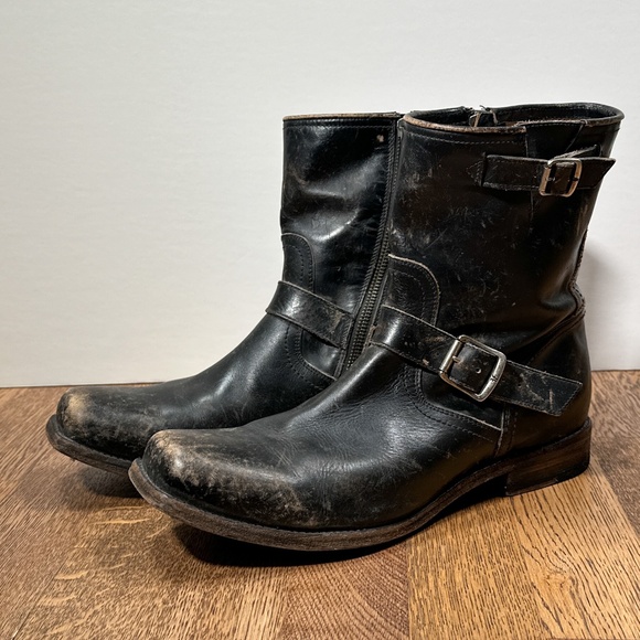 Sold - Picture 3 of 12